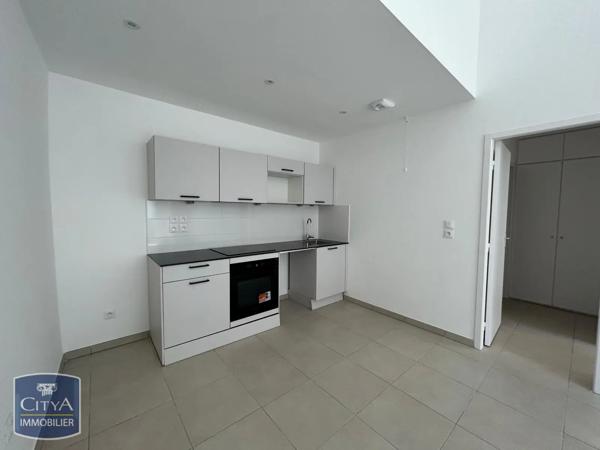 Appartement à louer 2 pièces 44.76m² Dole (39100)