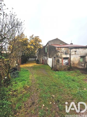 Maison à vendre 10 pièces 175 m² La Réorthe