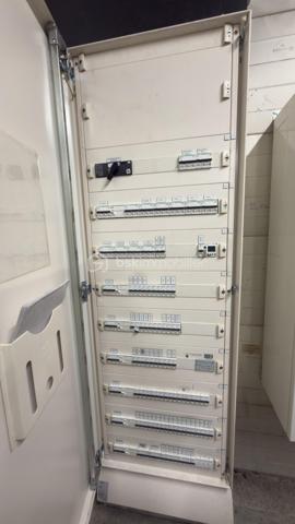 Local d'activités de 1 500 m²