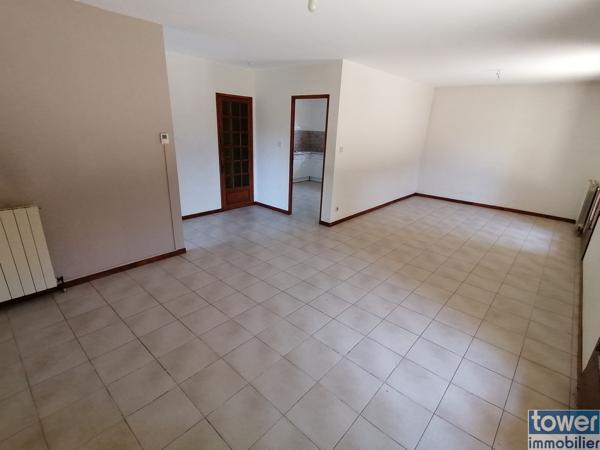 Montauban - Maison de Type 4 superficie de 90 m² sur une parcelle de 2535 m² - sous-sol avec garage de 45 m²