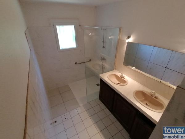 Montauban - Maison de Type 4 superficie de 90 m² sur une parcelle de 2535 m² - sous-sol avec garage de 45 m²