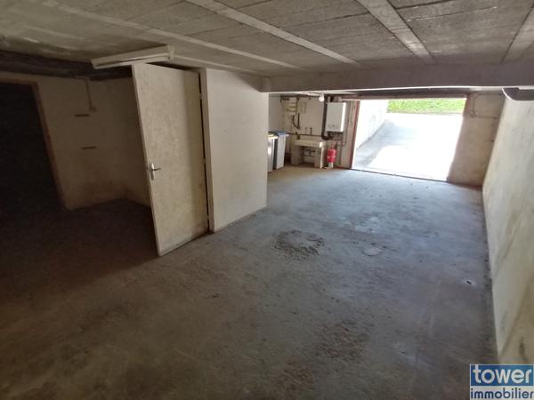 Montauban - Maison de Type 4 superficie de 90 m² sur une parcelle de 2535 m² - sous-sol avec garage de 45 m²