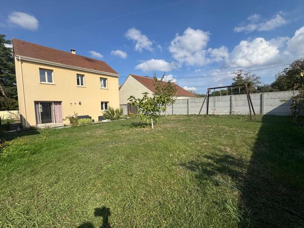 Maison à PERDREAUVILLE, 78200 - 6 pièces 102m²
