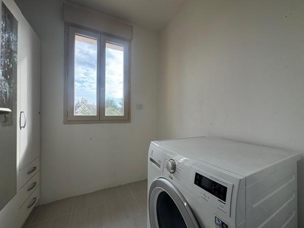 Maison à PERDREAUVILLE, 78200 - 6 pièces 102m²