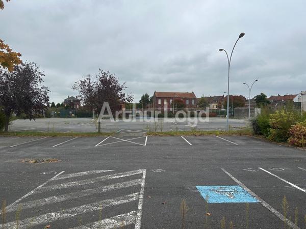 Bureau location vente Roubaix site indépendant sur parcelle de 15000 m2