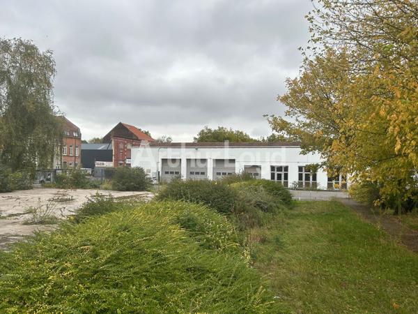 Bureau location vente Roubaix site indépendant sur parcelle de 15000 m2