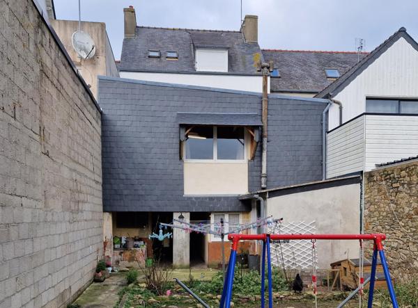 Immeuble de rapport en plein cœur de Saint Pol de Léon – Fort potentiel et belle rentabilité !