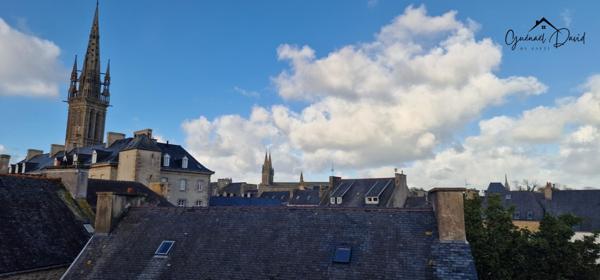 Immeuble de rapport en plein cœur de Saint Pol de Léon – Fort potentiel et belle rentabilité !