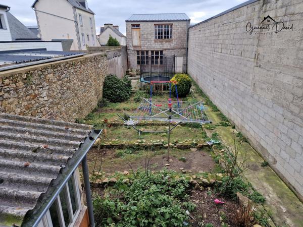 Immeuble de rapport en plein cœur de Saint Pol de Léon – Fort potentiel et belle rentabilité !