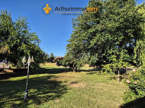 Vente                                                      Propriété
                        
                     6 pièces                      173 m2                     à Léran