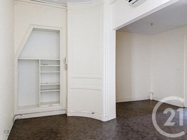Appartement Local à vendre  3 pièces - 44,57 m2 NEMOURS - 77