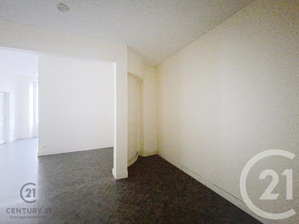 Appartement Local à vendre  3 pièces - 44,57 m2 NEMOURS - 77