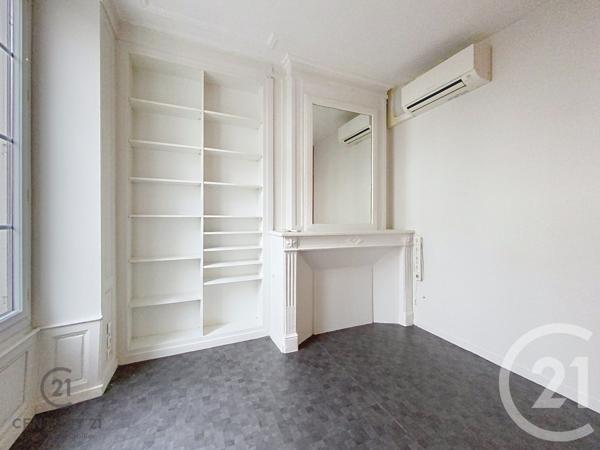 Appartement Local à vendre  3 pièces - 44,57 m2 NEMOURS - 77