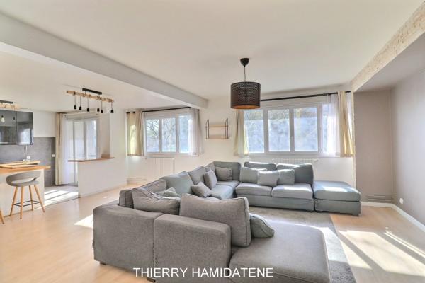 COEUR CENTRE VILLE -GARE - TRES BEL APPARTEMENT VOLUME EXEPTIONNEL 115M2 SEJOUR CUISINE AMERICAINE 50M2 -3 CHAMBRES