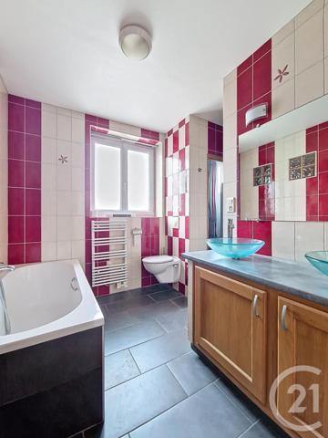 Appartement T4 à vendre  4 pièces - 106,98 m2 CLERMONT FERRAND - 63