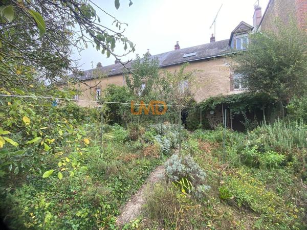 Ensemble immobilier- Deux maisons - Mondoubleau- 20 min gare TGV