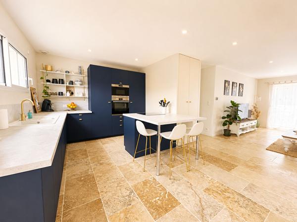 Maison Fontaine Le Comte 4 pièce(s) 113 m2