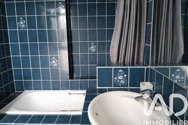 Maison à vendre 5 pièces 130 m² Les Églisottes-et-Chalaures