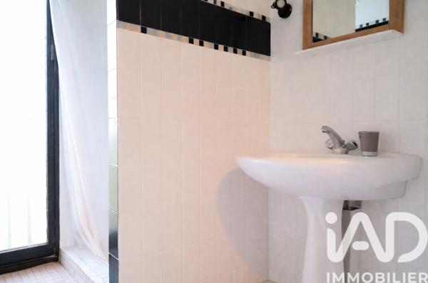 Maison à vendre 5 pièces 130 m² Les Églisottes-et-Chalaures