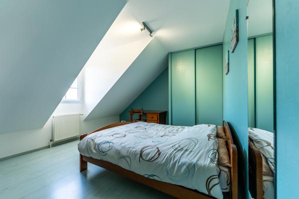 SUPERBE PAVILLON A ROEZE SUR SARTHE