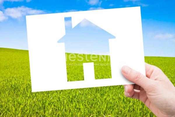 Terrain constructible, belle façade, saint nazaire immaculée libre de constructeur. 222 m2.