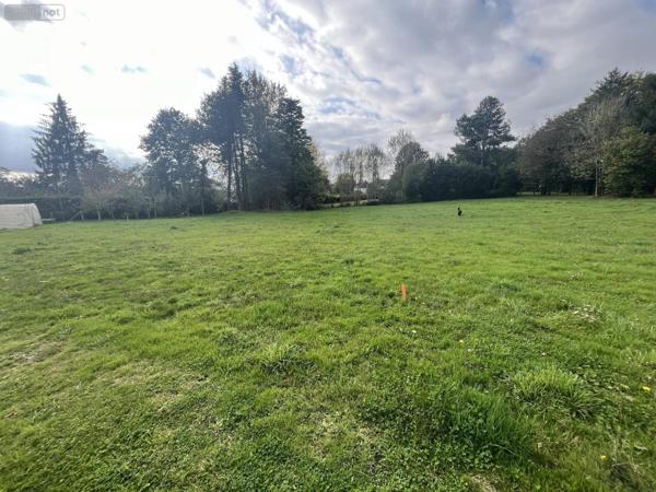 Terrain à Batir à vendre à Ploërmel dans le Morbihan (56800), ref : VT130-56044
