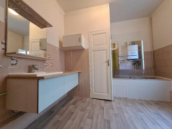 Location Appartement 2 pièces 57.6 m² - ÉPinal 88000