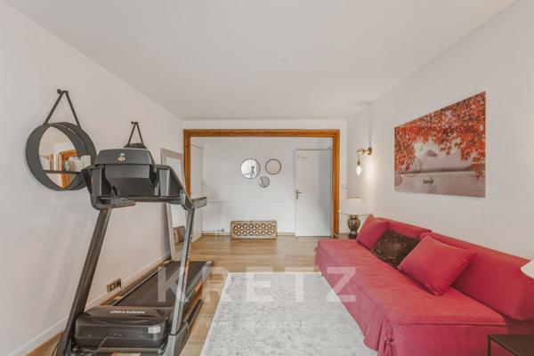 Château de Savoie, sentinelle historique entre Albertville et Chambéry.