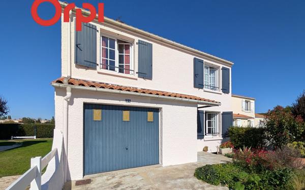 Maison à vendre    4 pièces •  Rochefort