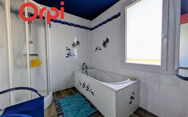 Maison à vendre    4 pièces •  Rochefort