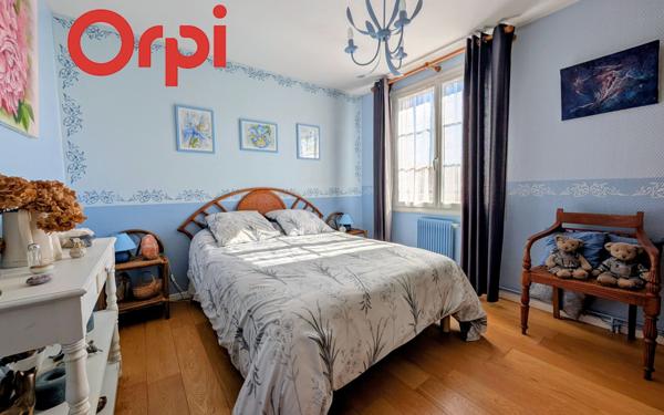 Maison à vendre    4 pièces •  Rochefort