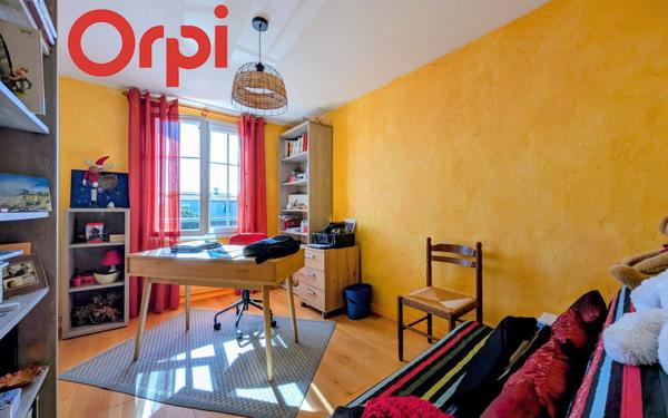 Maison à vendre    4 pièces •  Rochefort