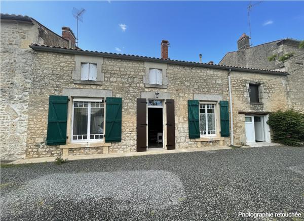 Maison de ville à Fontenay le comte
