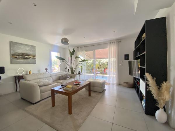 La Teste de Buch, proche Port ! Maison 4 pièces de 110 m2, parcelle de 536 m2 !