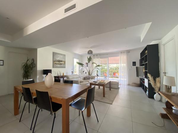 La Teste de Buch, proche Port ! Maison 4 pièces de 110 m2, parcelle de 536 m2 !