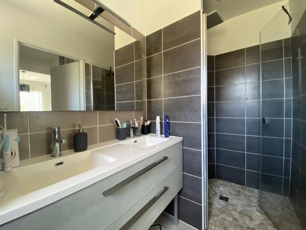 La Teste de Buch, proche Port ! Maison 4 pièces de 110 m2, parcelle de 536 m2 !