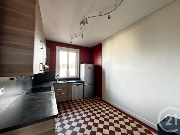 Appartement F5 à vendre  5 pièces - 132,44 m2 ST CLOUD - 92