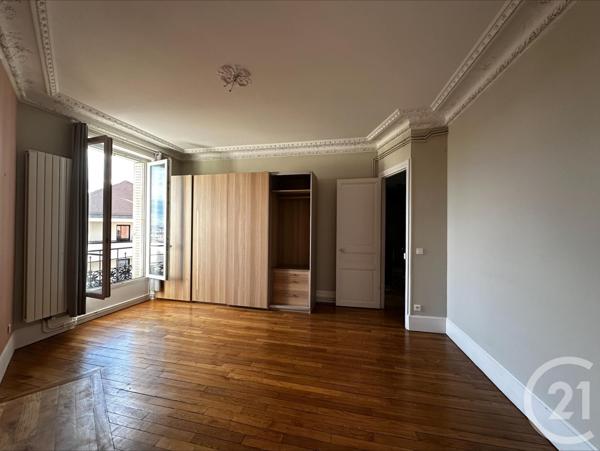 Appartement F5 à vendre  5 pièces - 132,44 m2 ST CLOUD - 92