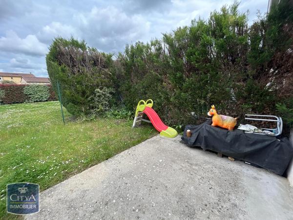 Maison à louer 4 pièces 81.92m² Montbartier (82700)