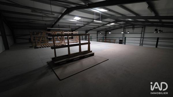 Location atelier 600 m² Chepniers