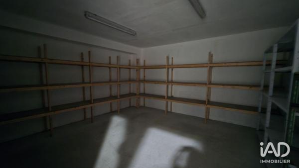 Location atelier 600 m² Chepniers