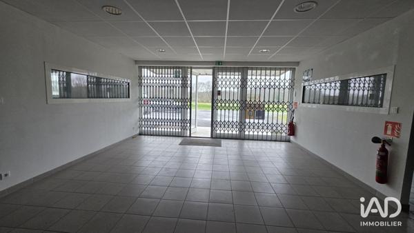 Location atelier 600 m² Chepniers