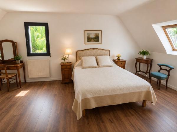 Concarneau maison de 139 m² avec vie de plain pied proximité sentier côtier et commerces.
