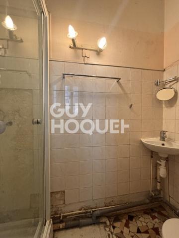 MAIRIE DE SAINT-OUEN - 2 PIÈCES 28,37 M² - CAVE