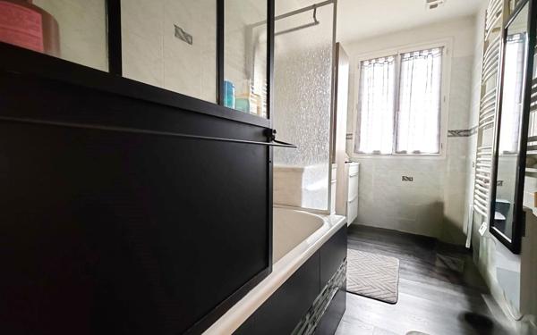 Maison à vendre    6 pièces • 132,46 m2 Saint-Ouen-l'Aumône