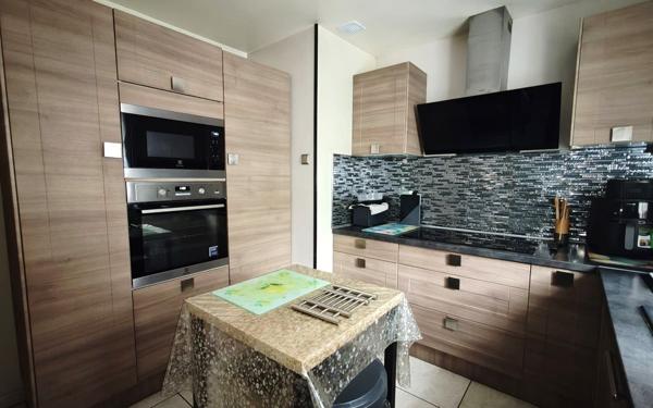 Maison à vendre    6 pièces • 132,46 m2 Saint-Ouen-l'Aumône