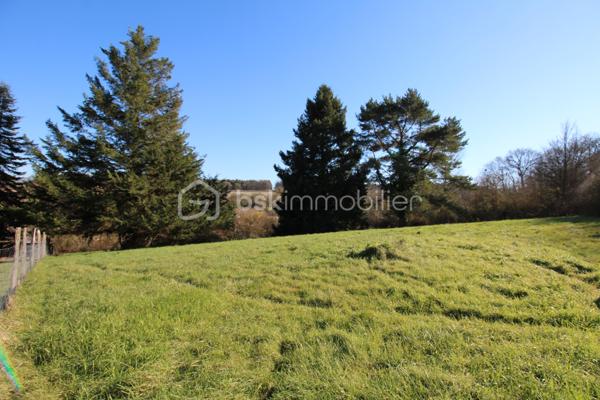 Terrain de 789,99 m²