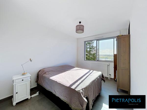 Caluire-T3 de 88m2 rue Chemin petit- Balcon-parking-vue panoramique