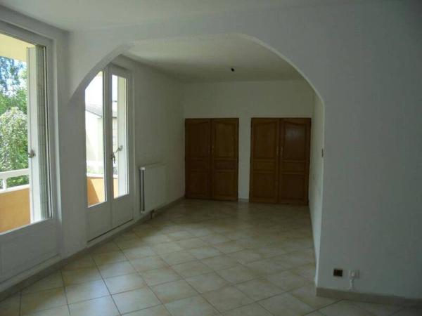 Appartement 4 pièces                                        - 42270 Saint-Priest-en-Jarez Réf : 13299
