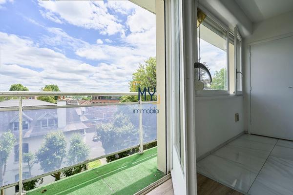 SUPERBE APPARTEMENT T4 RÉNOVÉ AVEC GARAGE